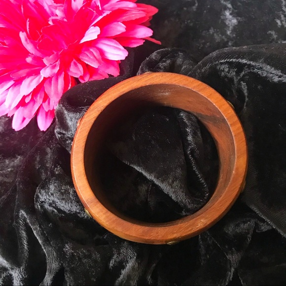 Solid Wood Carved Bracelet with Gold Studs - Picture 5 of 5